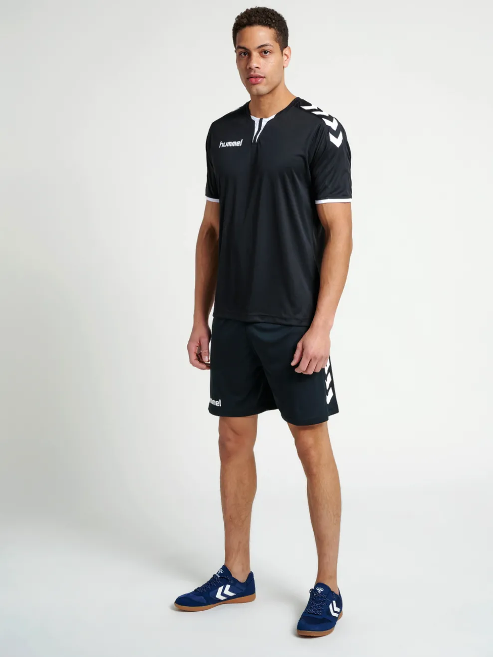 CORE POLY SHORTS