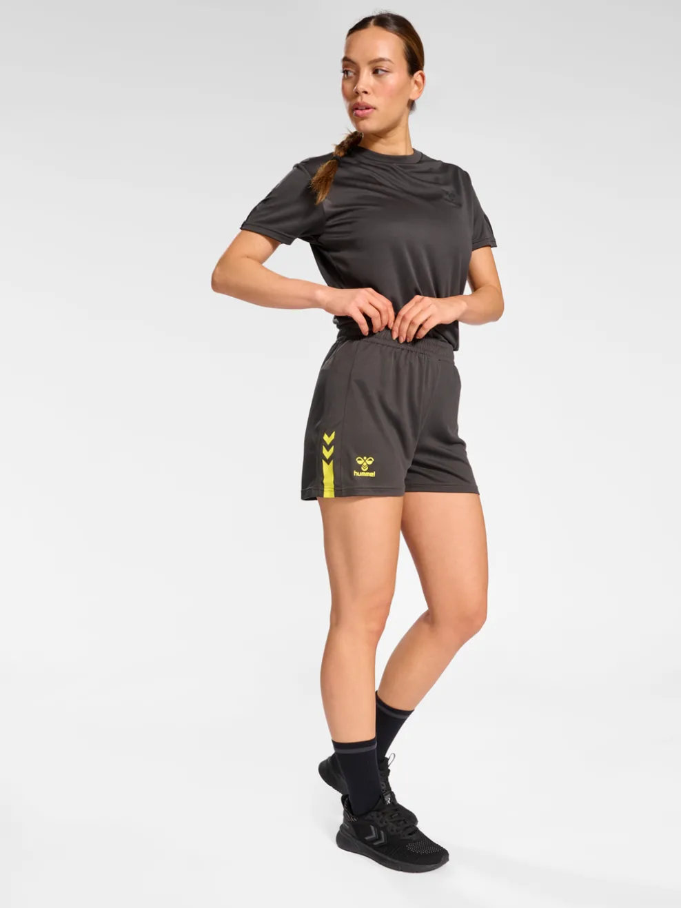 hmlACTIVE PL SHORTS WOMAN