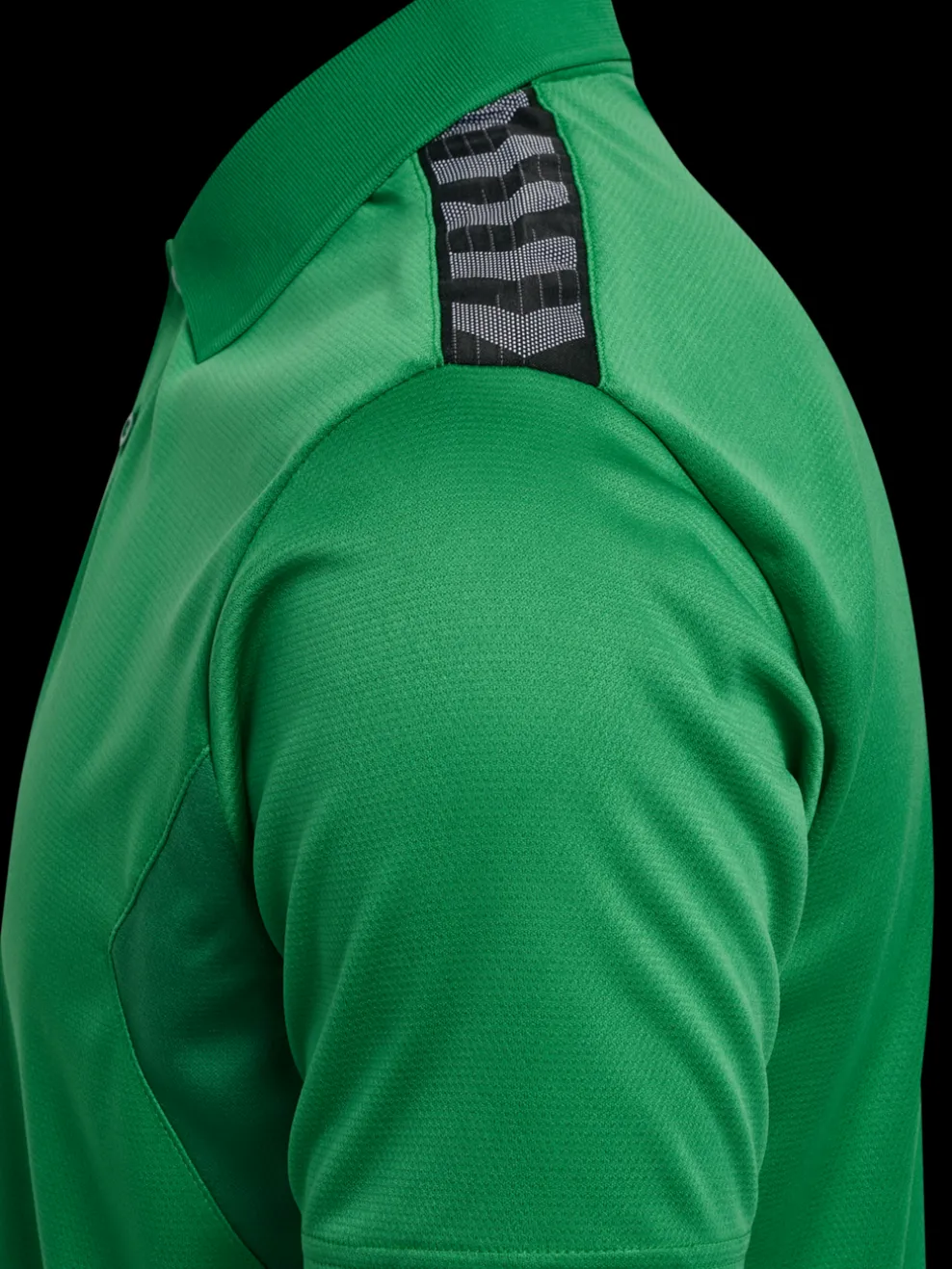 hmlAUTHENTIC FUNCTIONAL POLO