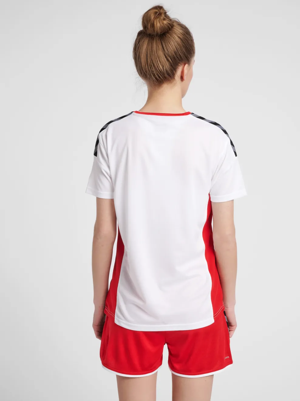 hmlAUTHENTIC POLY JERSEY WOMAN S/S