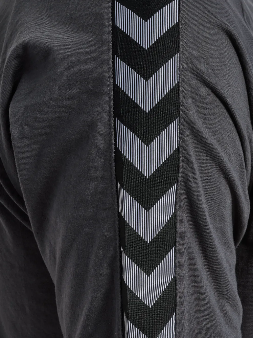 hmlAUTHENTIC TRAINING TEE