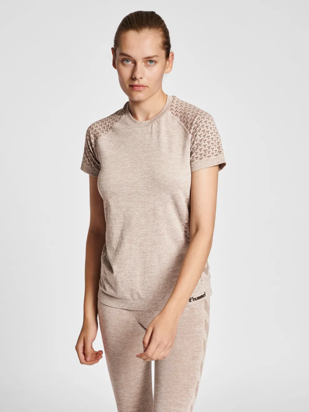 hmlCI SEAMLESS T-SHIRT