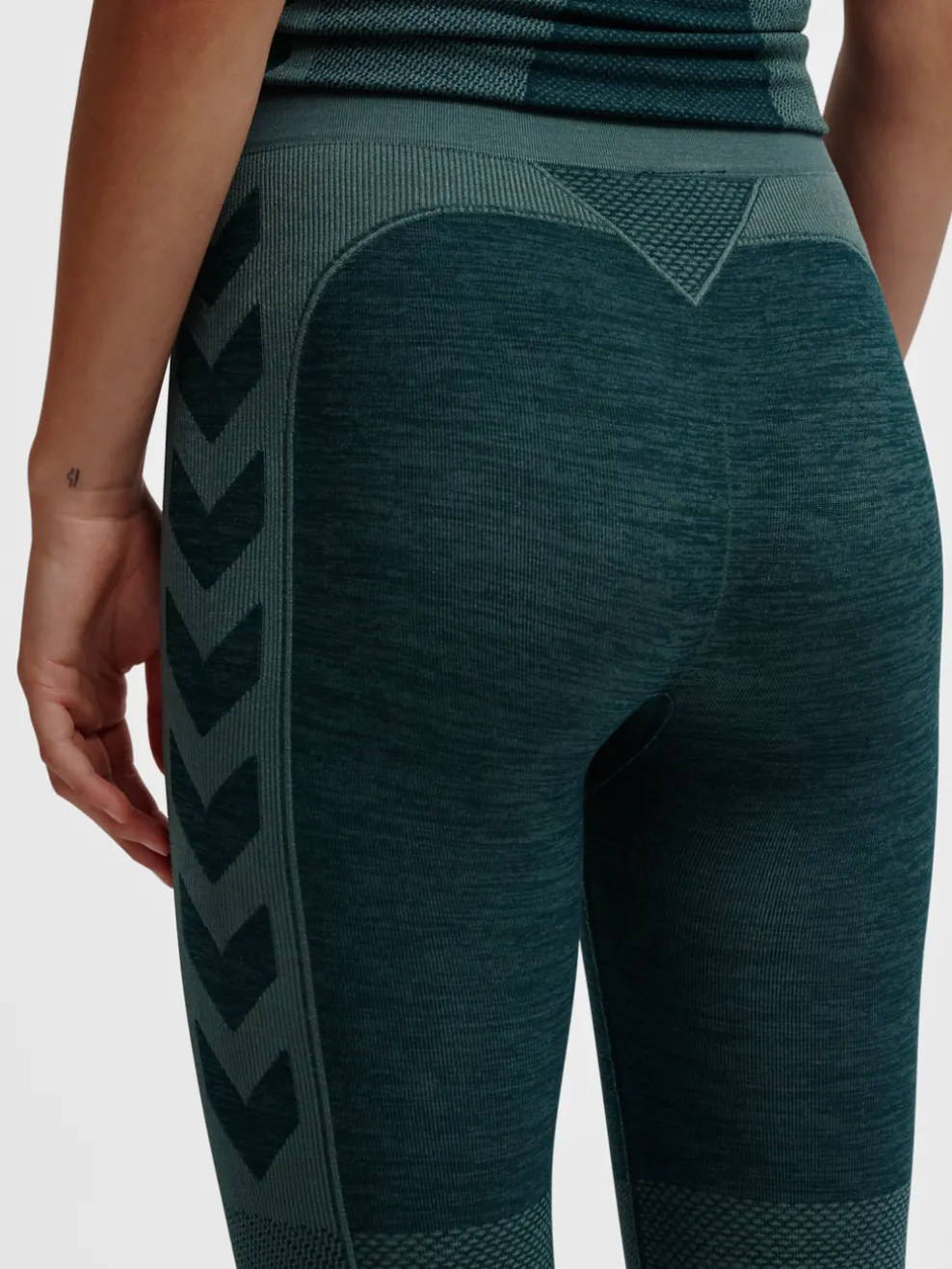 hmlCLEA SEAMLESS MID WAIST TIGHTS