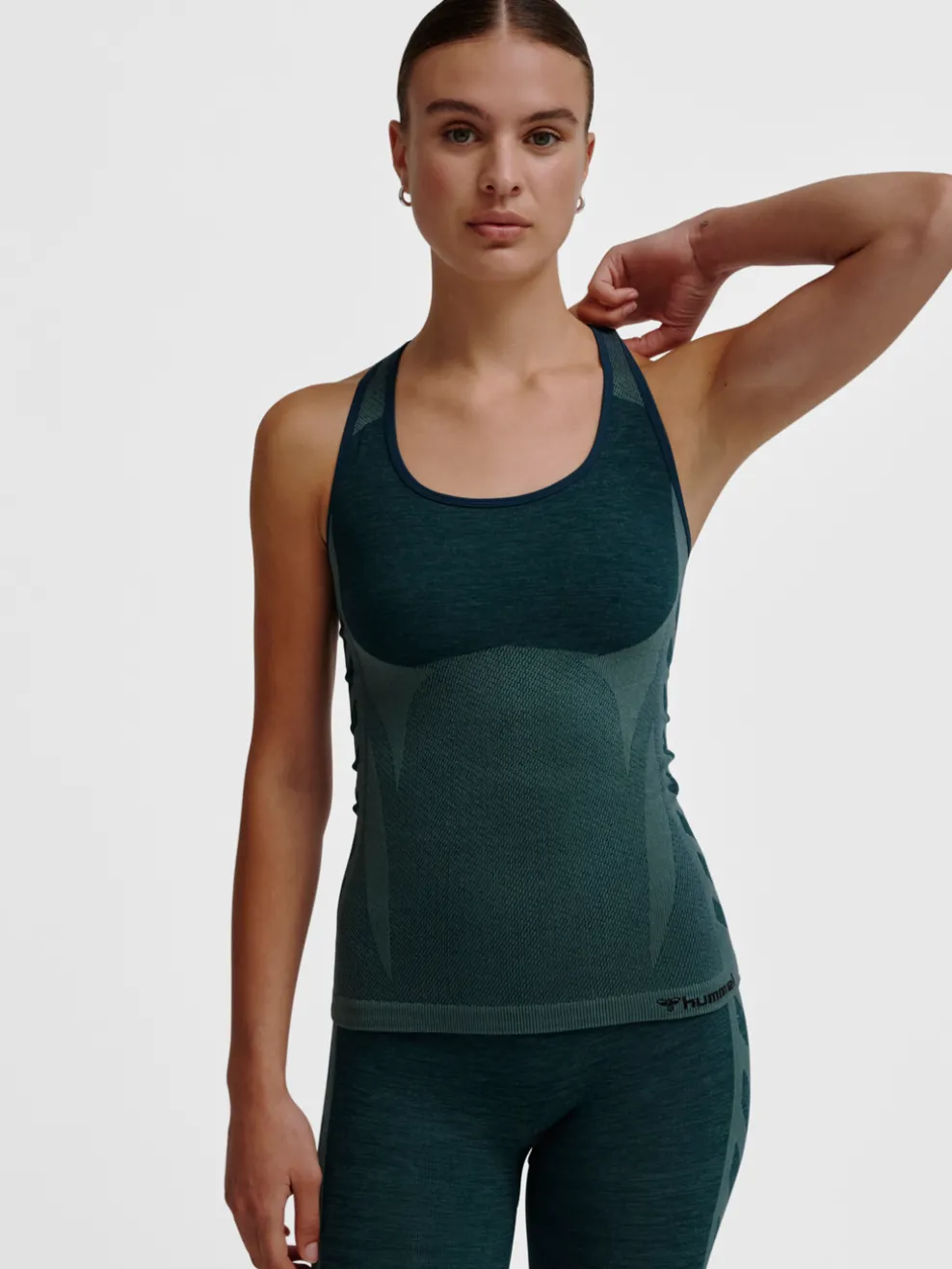 hmlCLEA SEAMLESS TOP