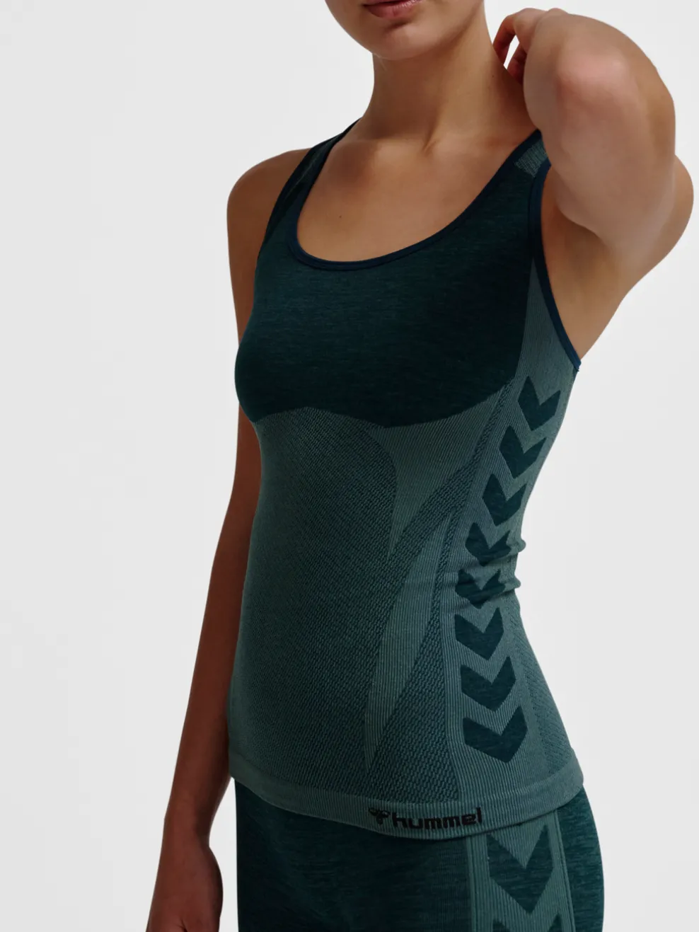 hmlCLEA SEAMLESS TOP