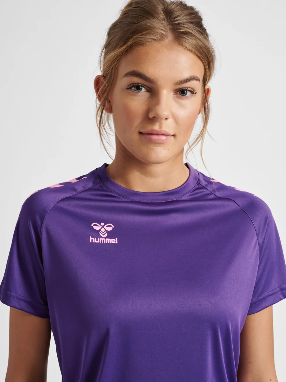 hmlCORE XK CORE POLY TEE S/S WOMAN