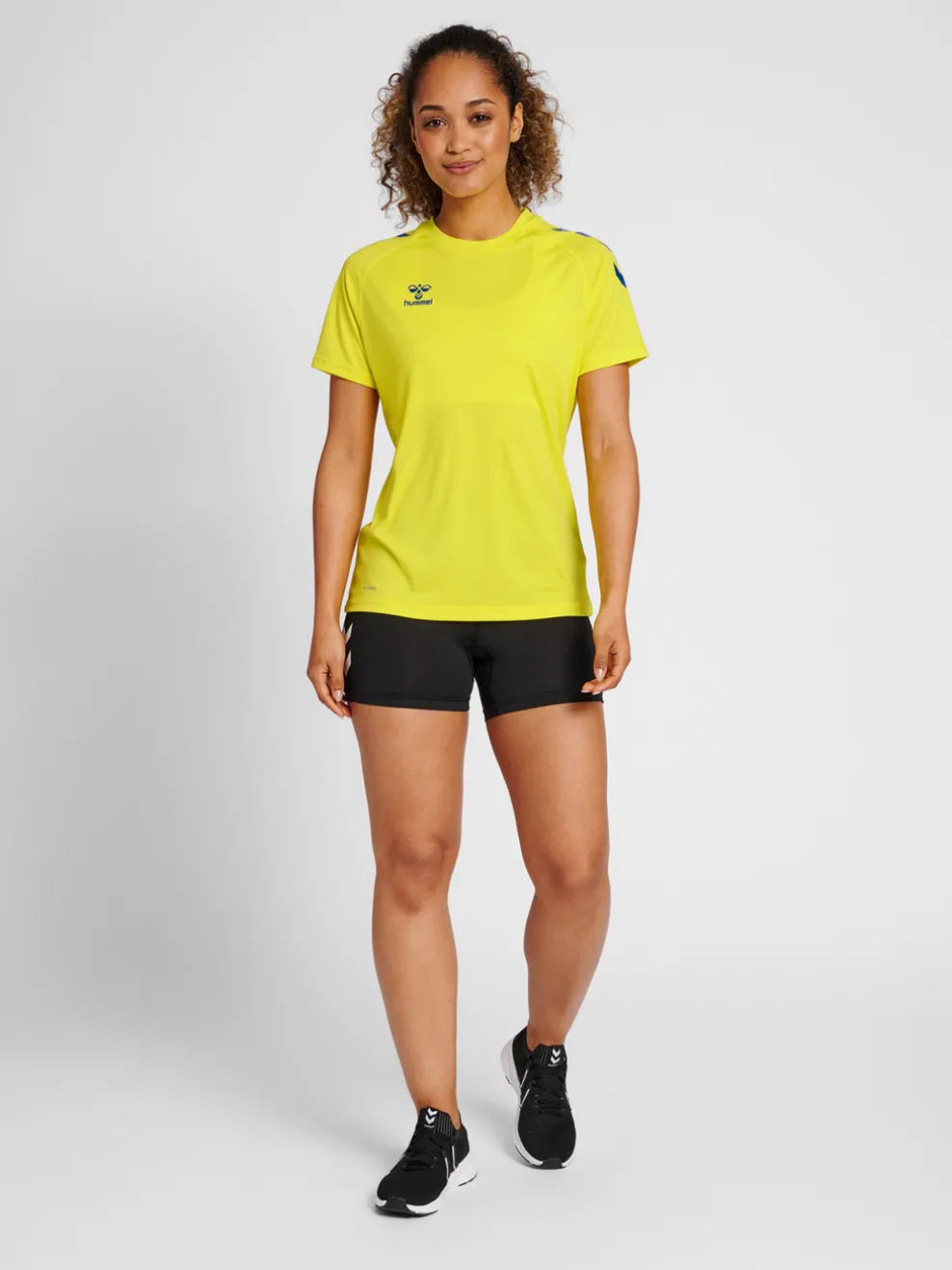 hmlCORE XK CORE POLY TEE S/S WOMAN