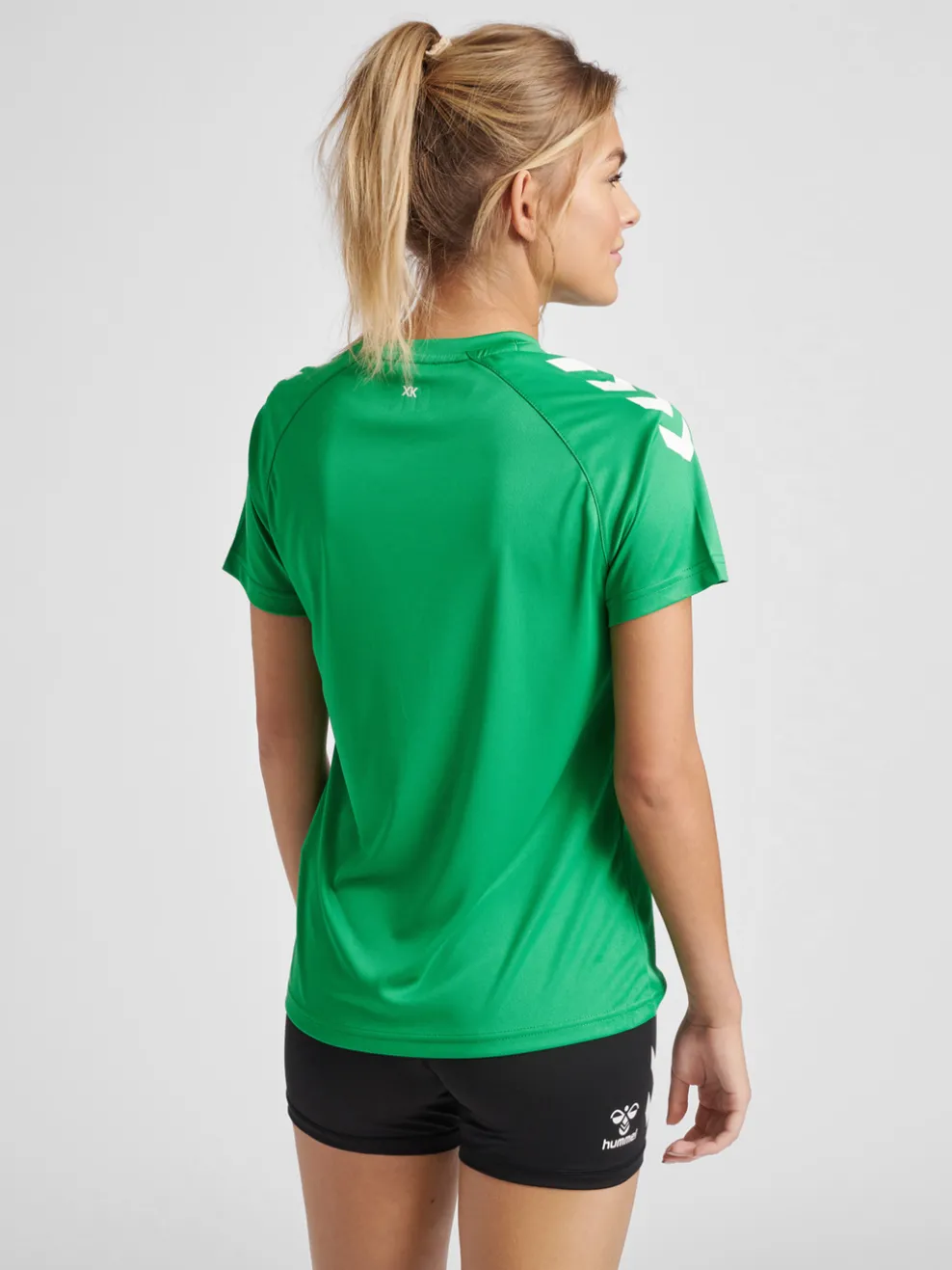 hmlCORE XK CORE POLY TEE S/S WOMAN