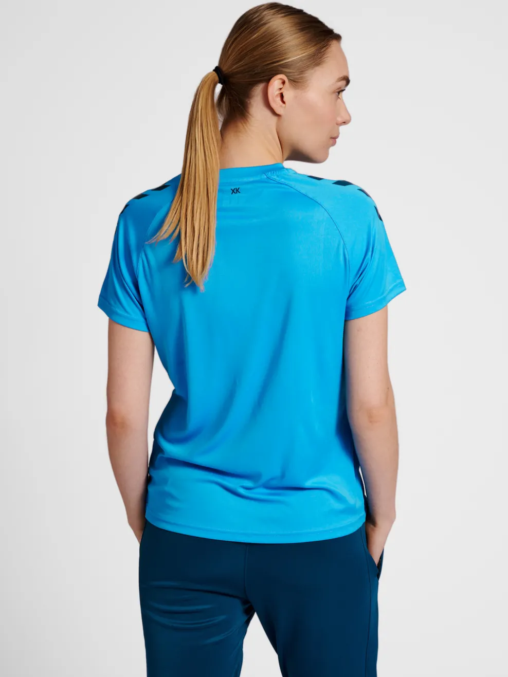hmlCORE XK CORE POLY TEE S/S WOMAN