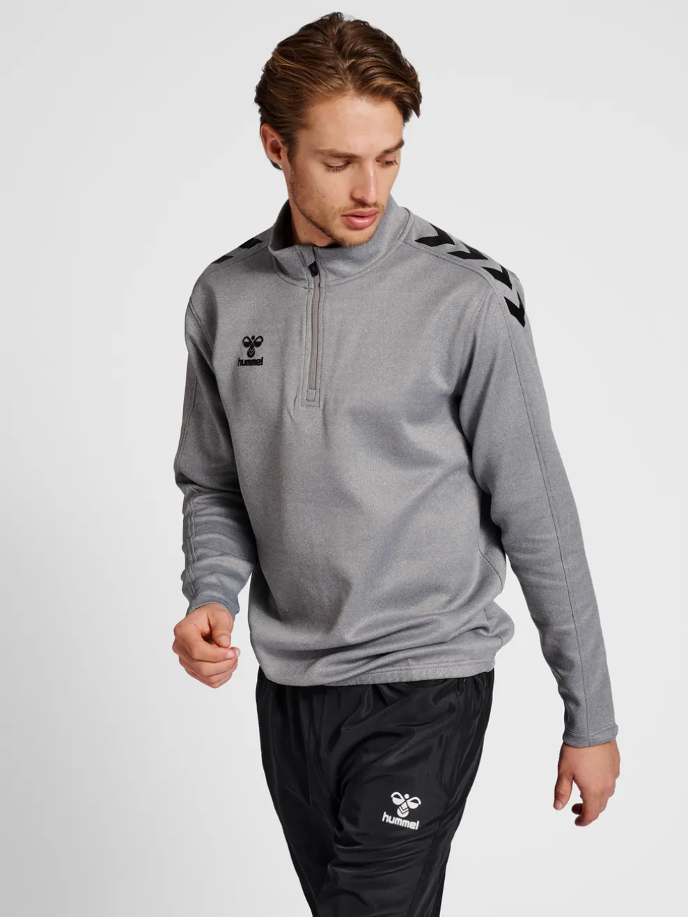 hmlCORE XK HALF ZIP POLY SWEAT