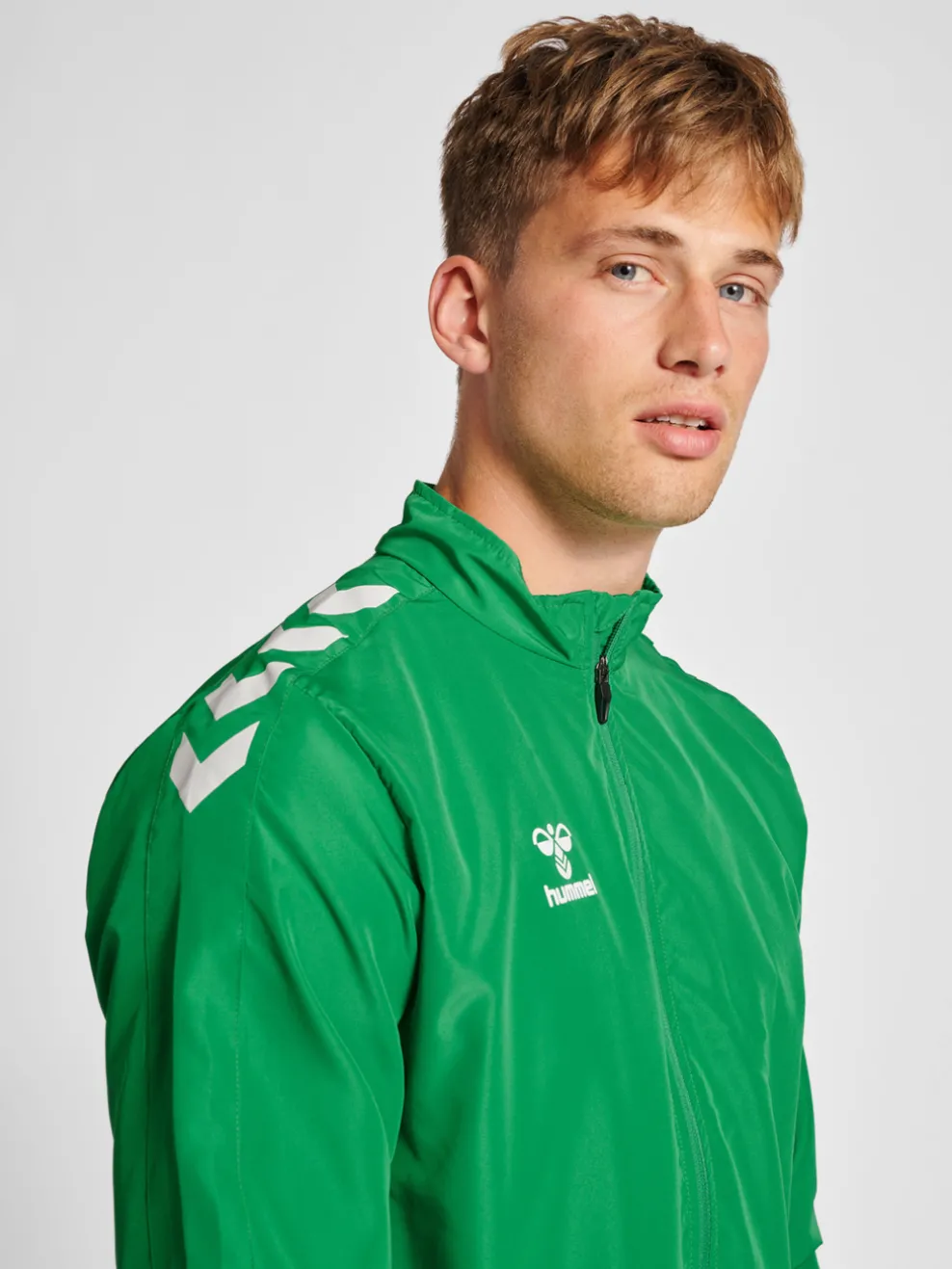 hmlCORE XK MICRO ZIP JACKET
