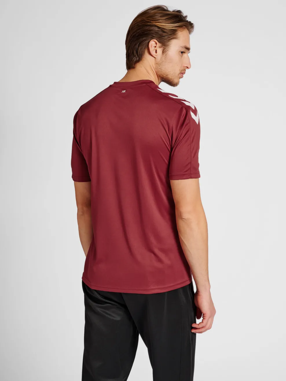 hmlCORE XK POLY JERSEY S/S