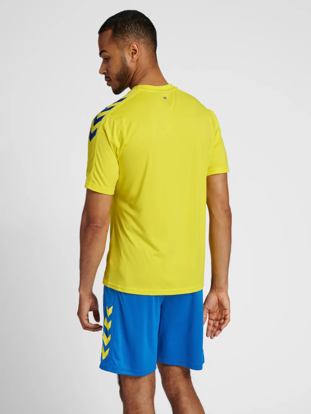hmlCORE XK POLY JERSEY S/S