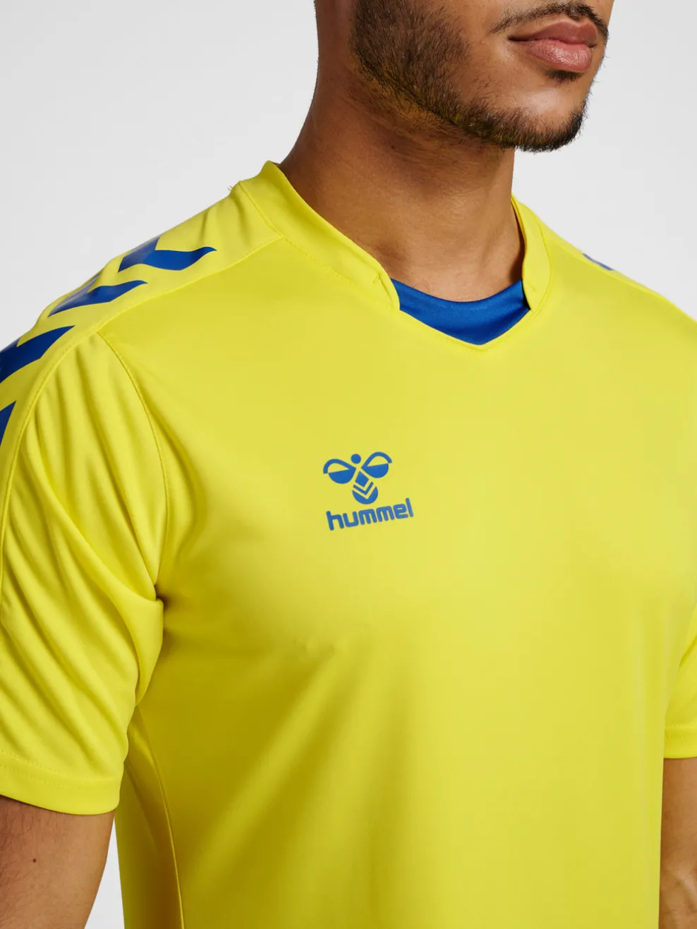hmlCORE XK POLY JERSEY S/S