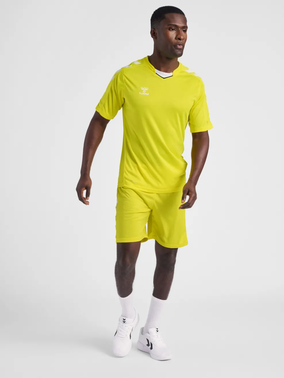 hmlCORE XK POLY JERSEY S/S