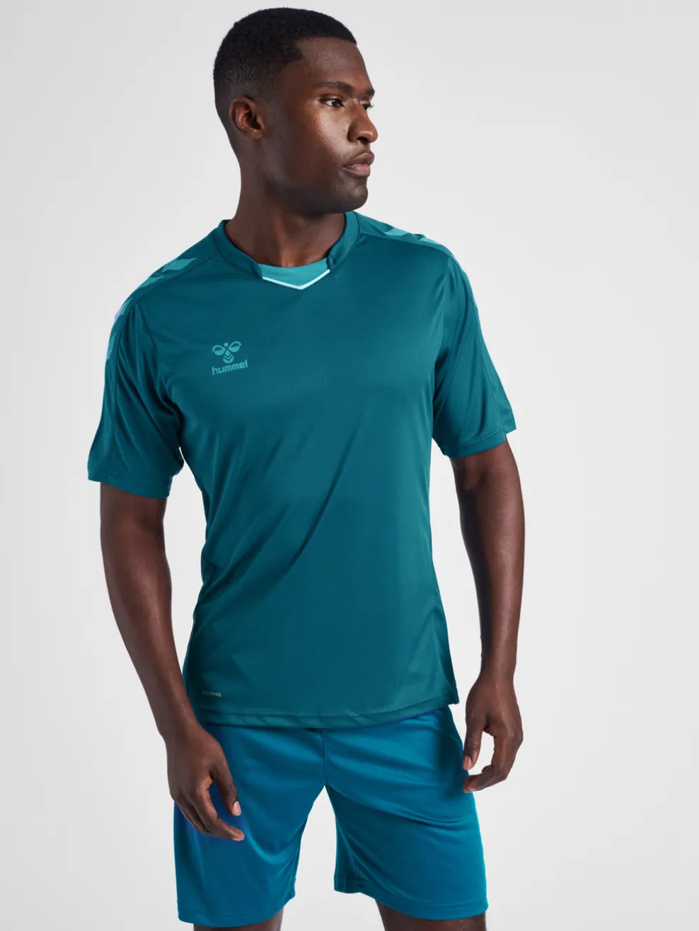 hmlCORE XK POLY JERSEY S/S