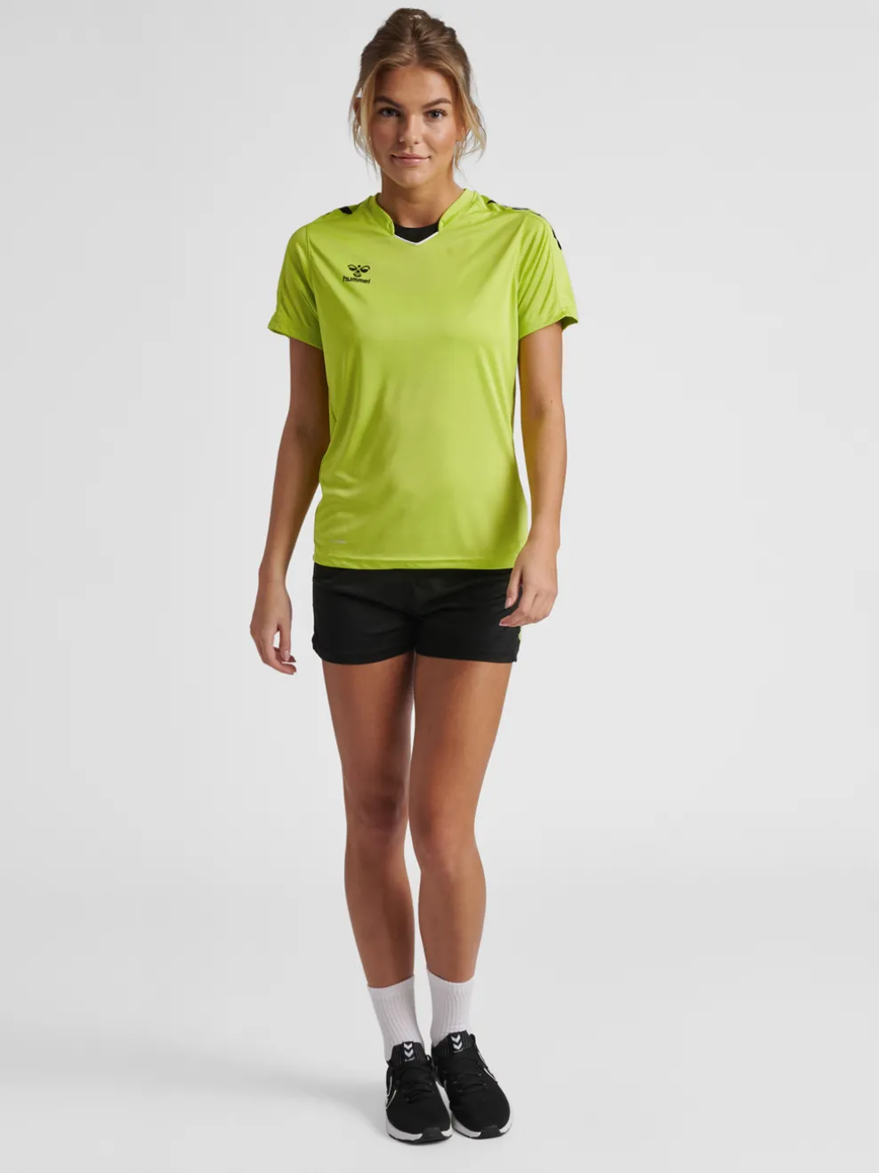 hmlCORE XK POLY JERSEY S/S WOMAN