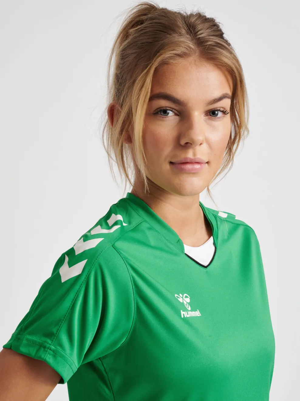 hmlCORE XK POLY JERSEY S/S WOMAN
