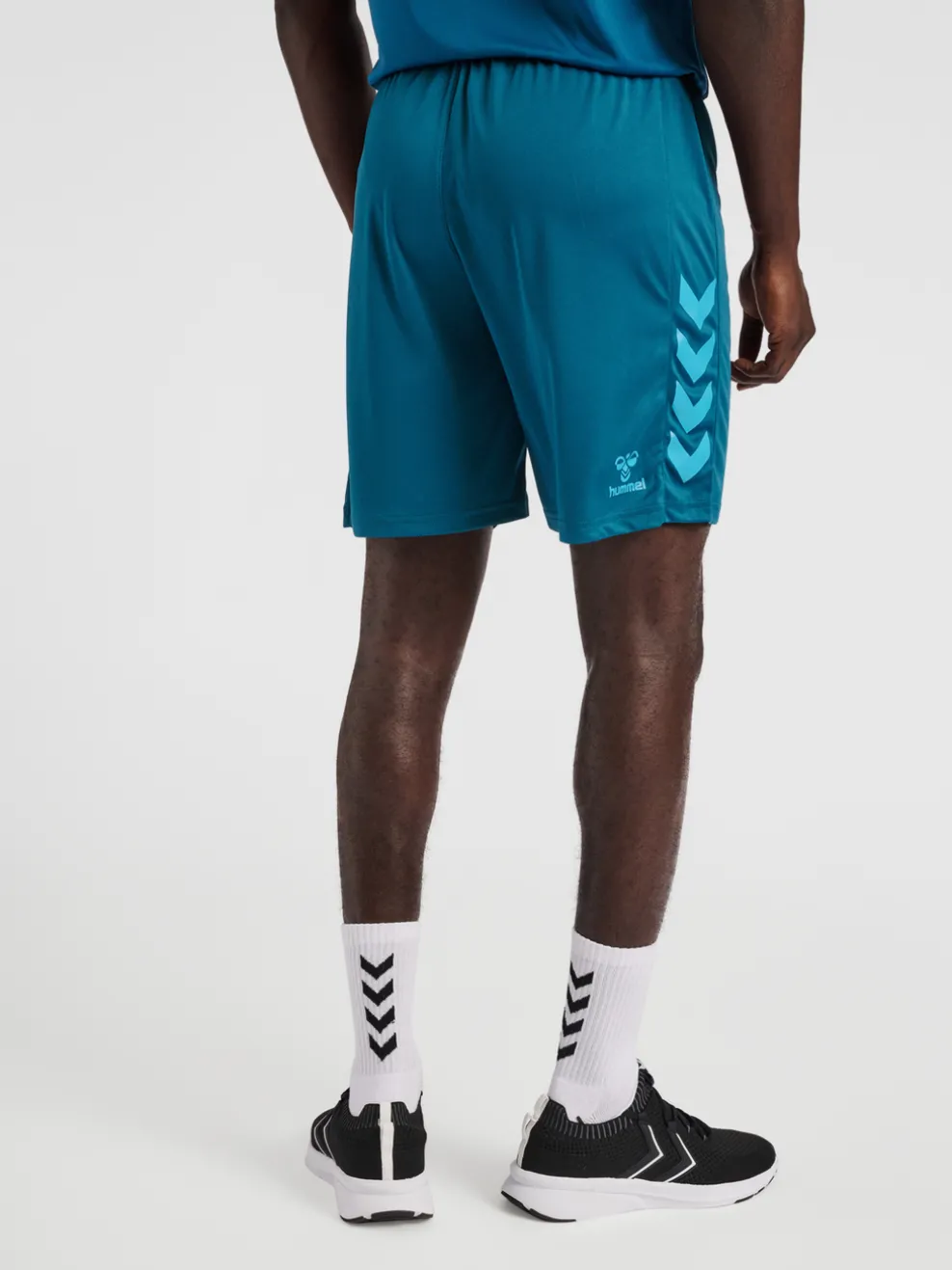 hmlCORE XK POLY SHORTS