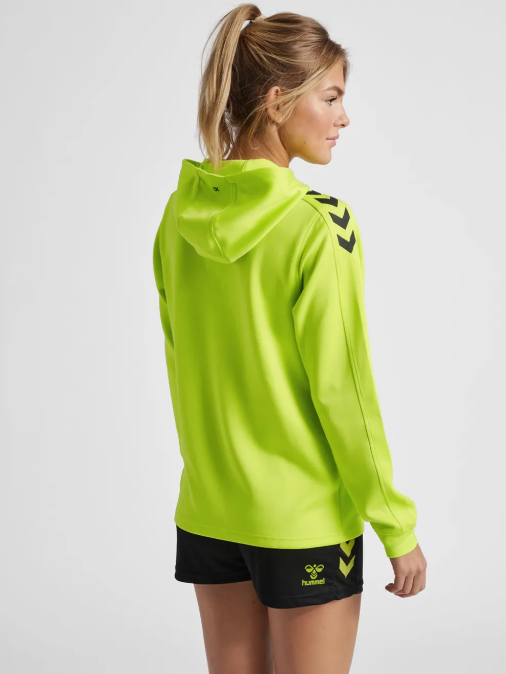 hmlCORE XK POLY SWEAT HOODIE WOMAN
