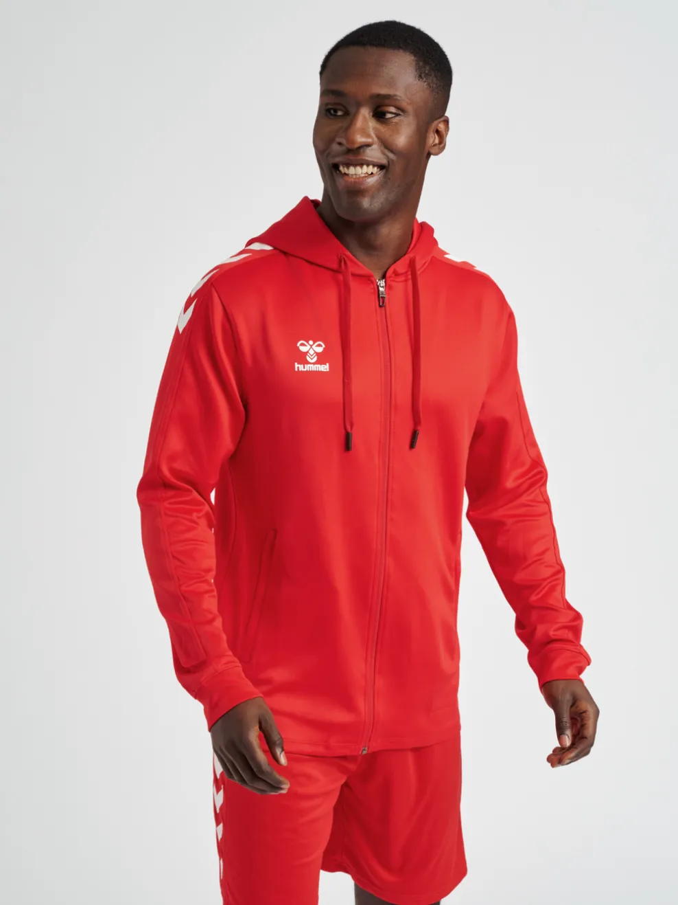 hmlCORE XK POLY ZIP HOOD SWEAT