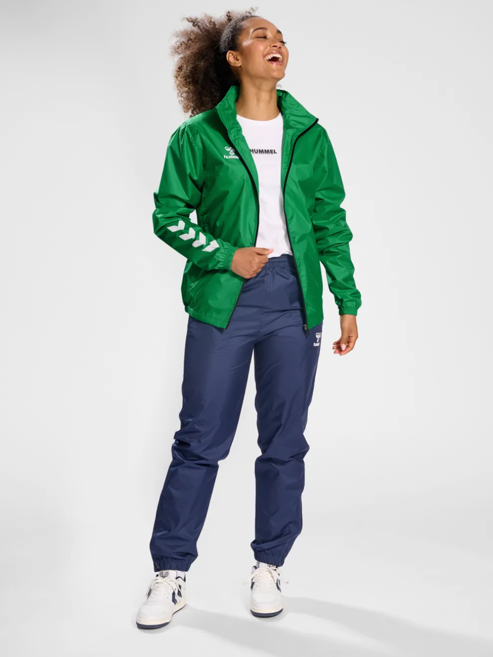 hmlCORE XK SPRAY JACKET