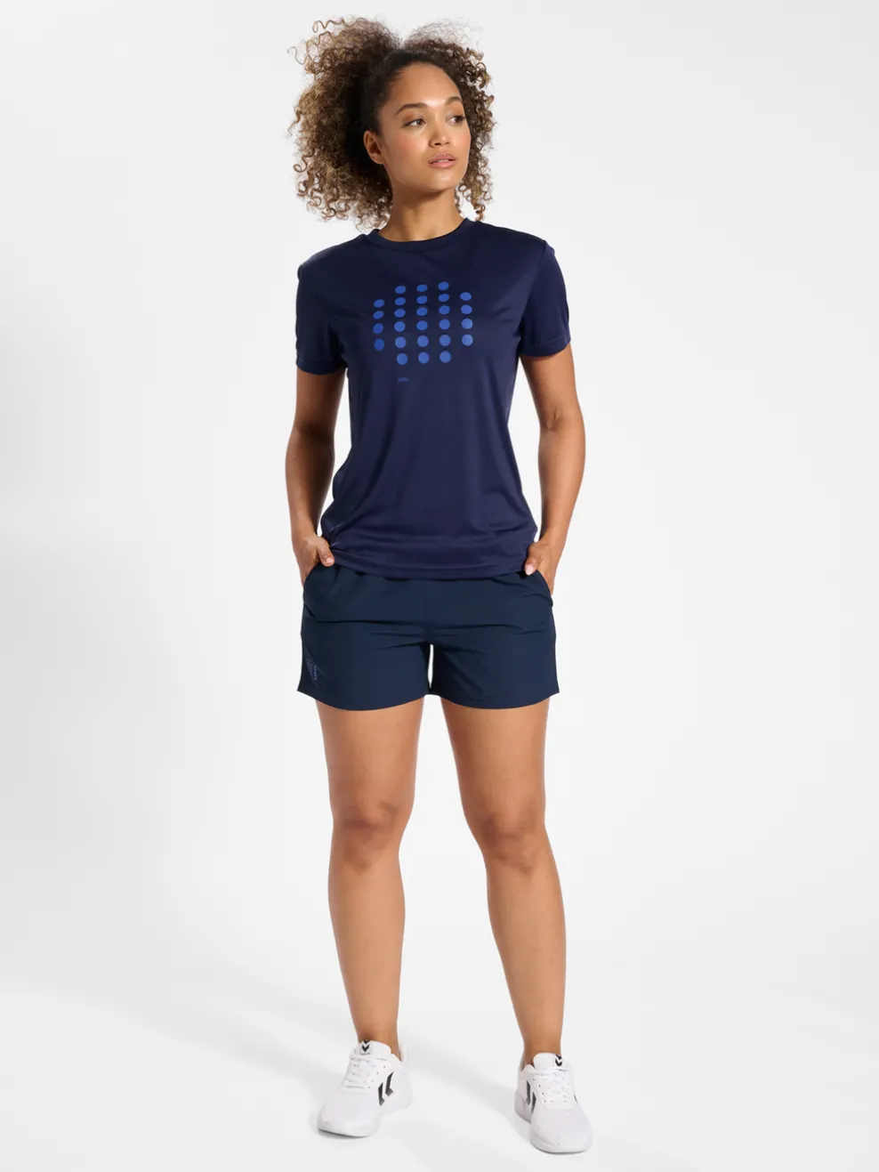 hmlCOURT T-SHIRT S/S WOMAN