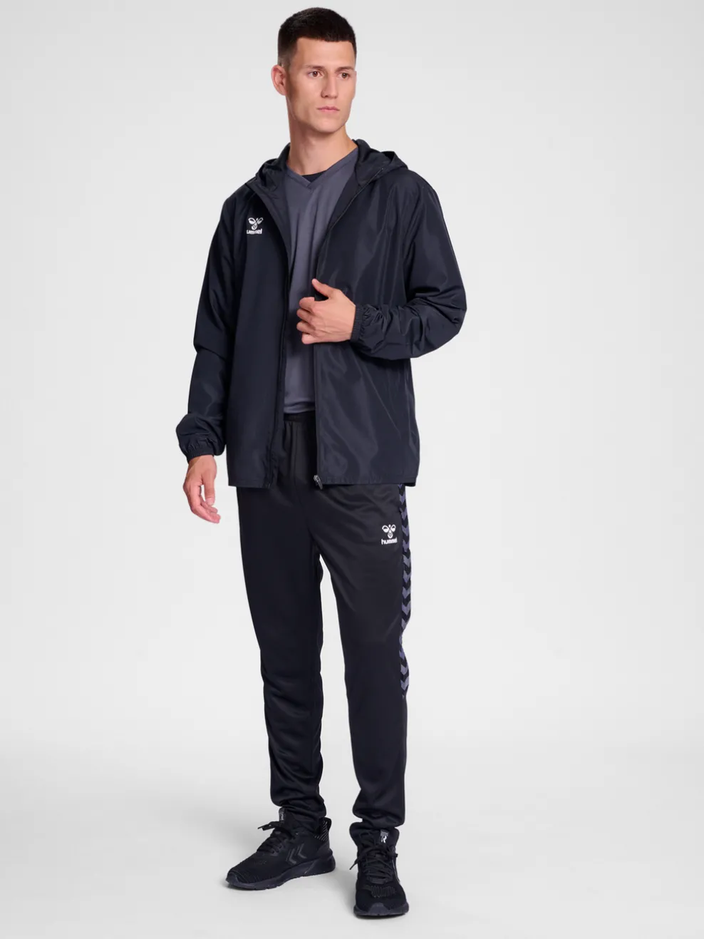 hmlESSENTIAL AW JACKET