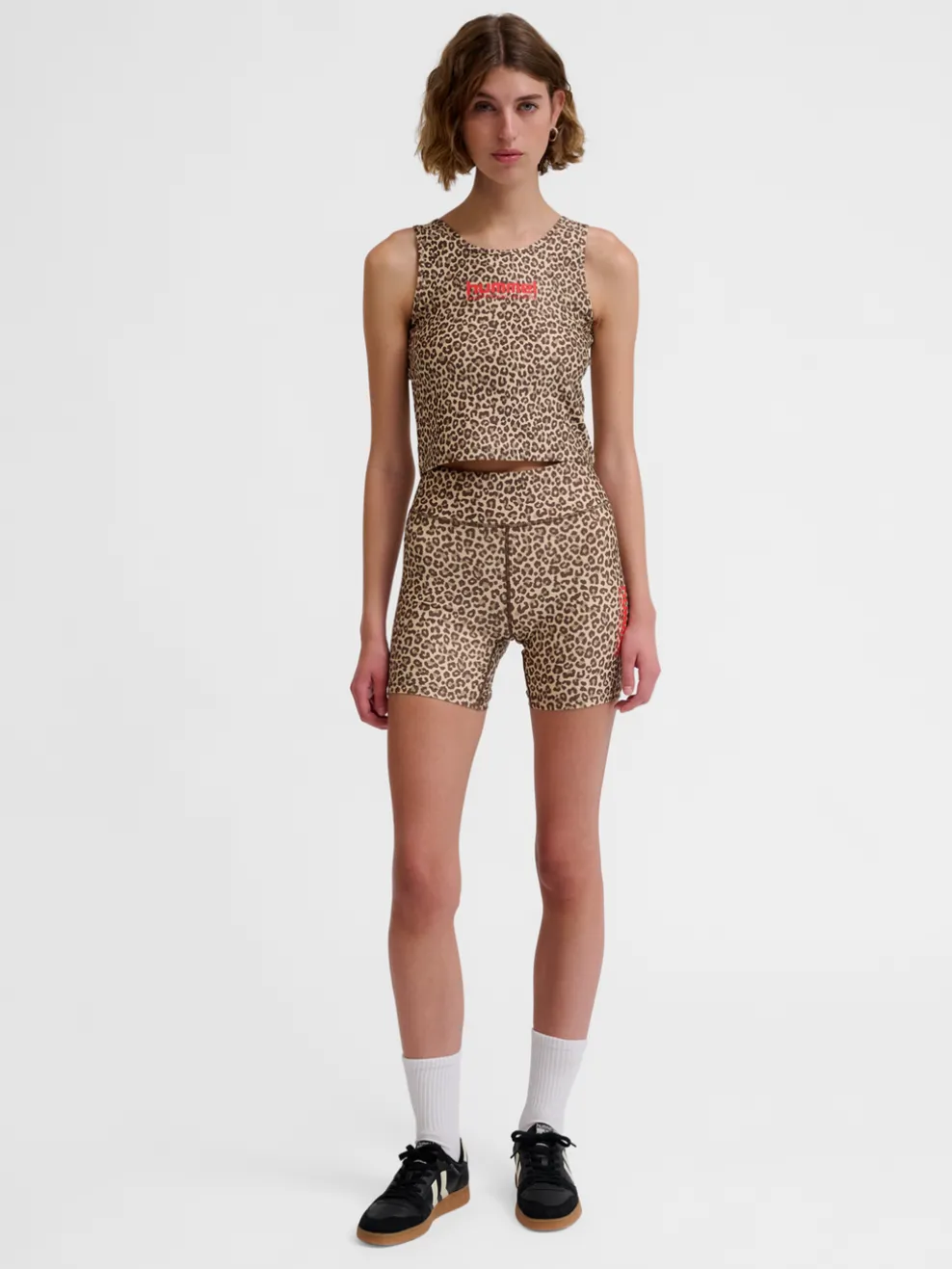 hmlFAST CROPPED TOP