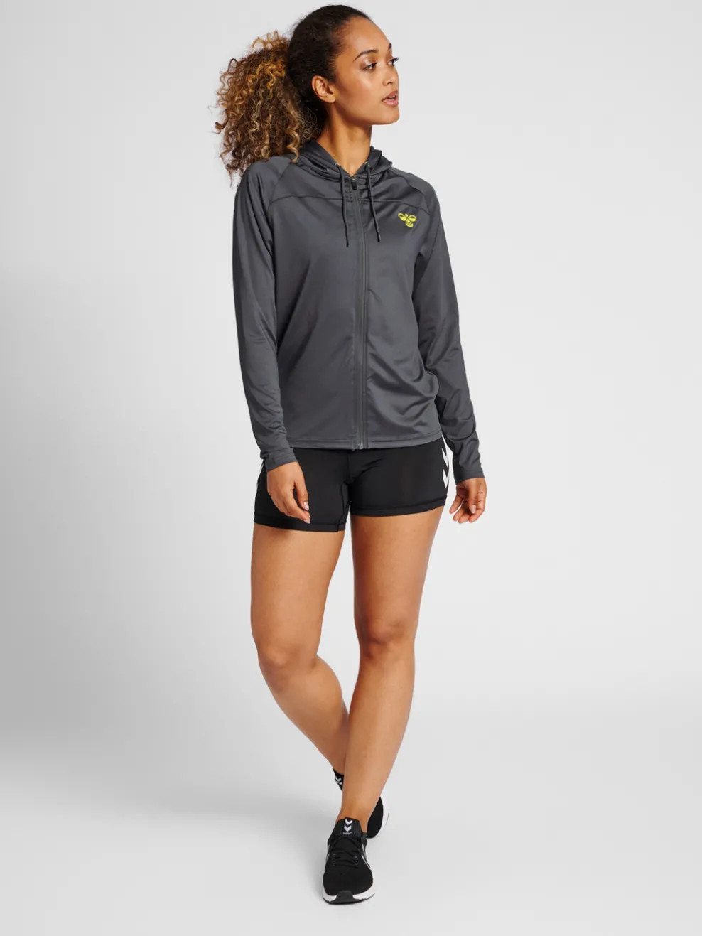 hmlGG12 TRAINING HOODIE WOMAN