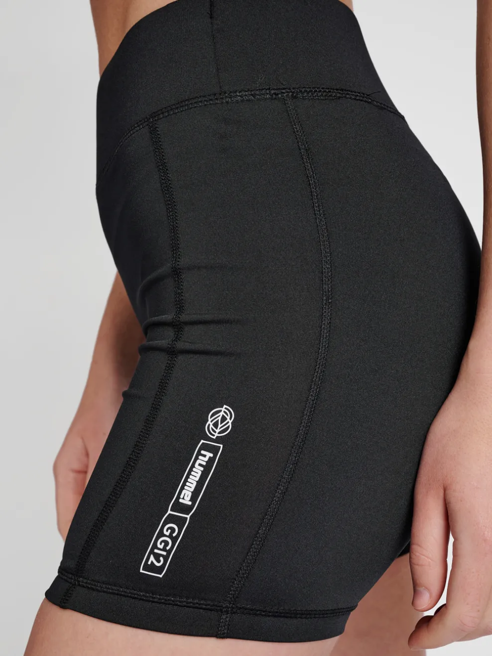 hmlGG12 TRAINING HW SHORT TIGHTS WOMAN