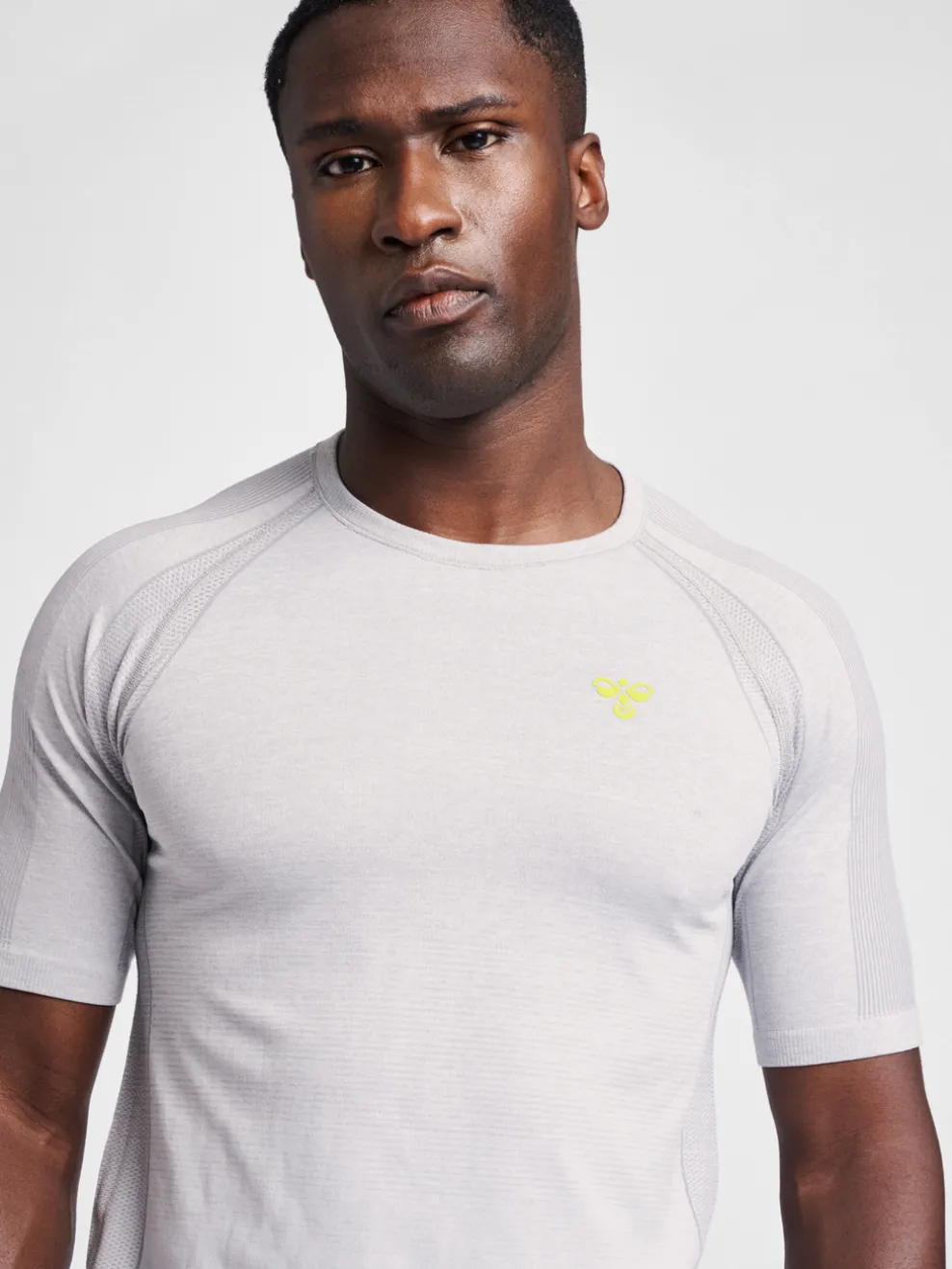 hmlGG12 TRAINING SEAMLESS S/S