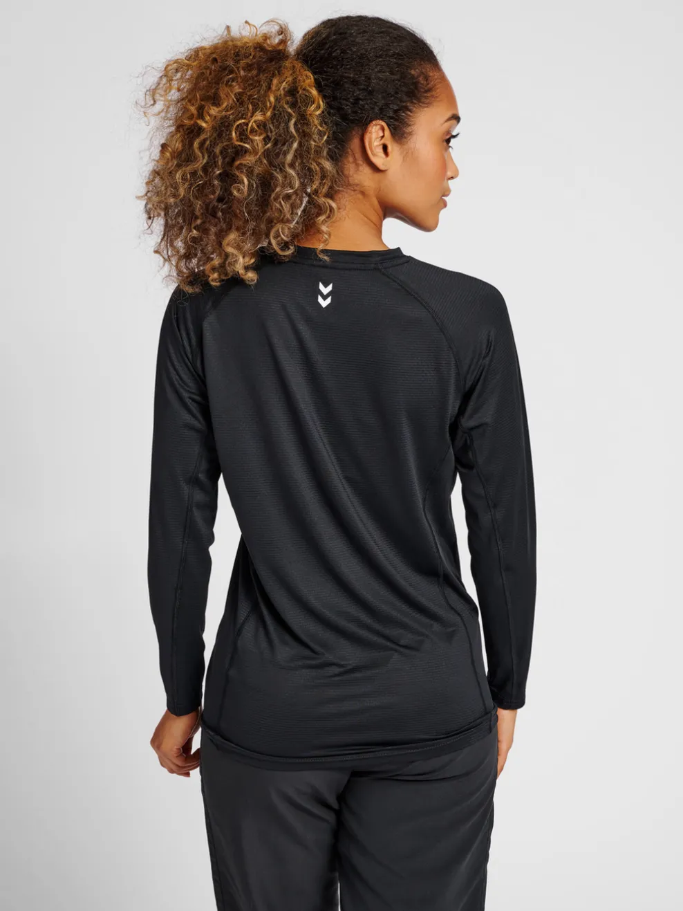 hmlGG12 TRAINING TEE L/S WOMAN