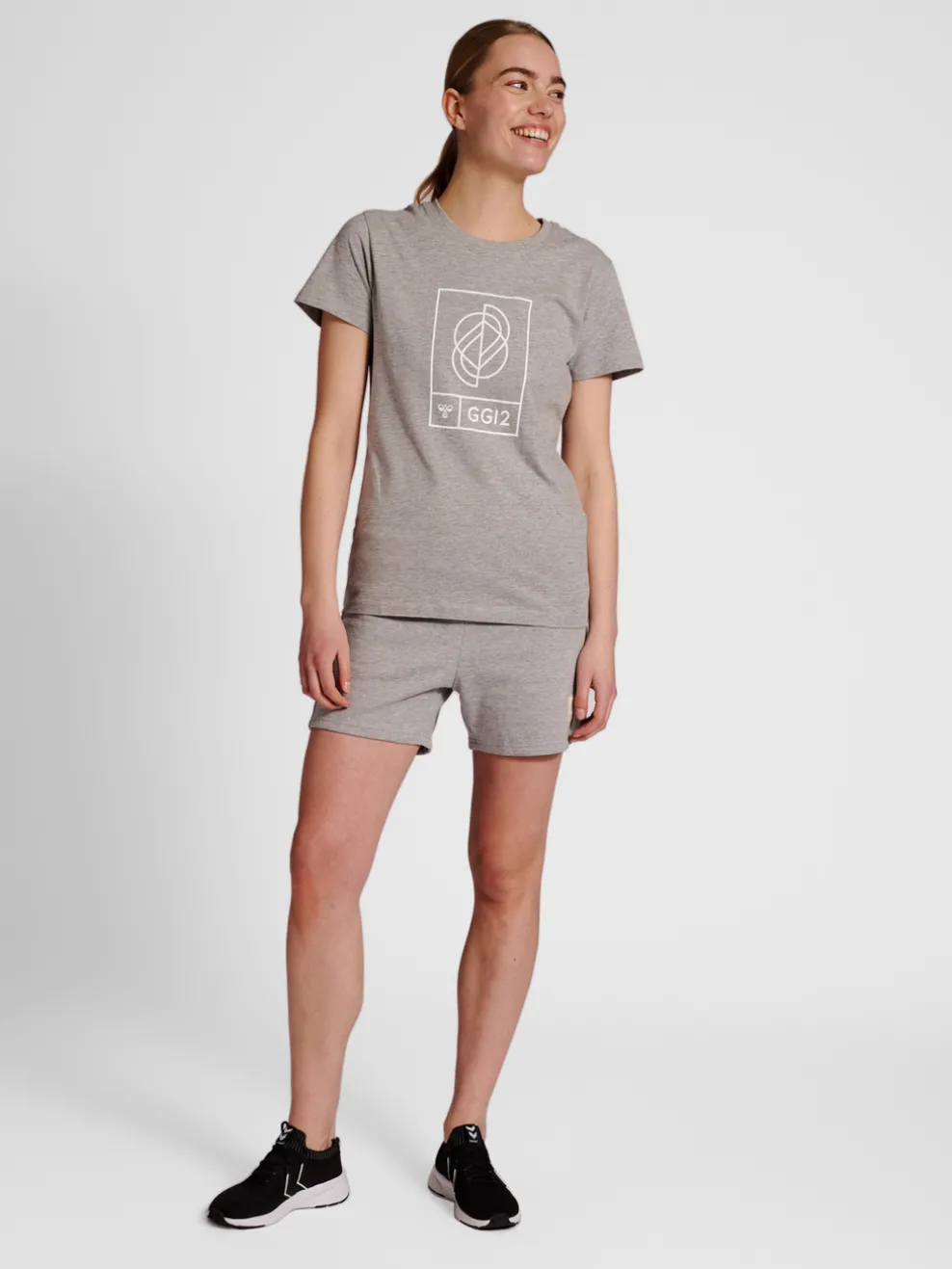 hmlGG12 T-SHIRT S/S WOMAN