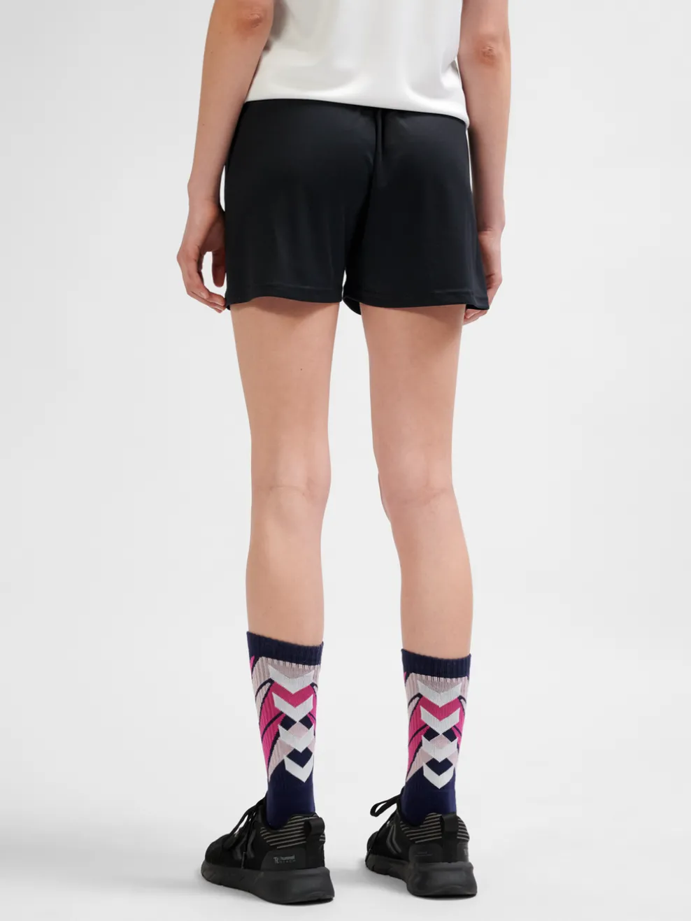 hmlGRAPHIC UNIVERSE SHORTS WOMAN