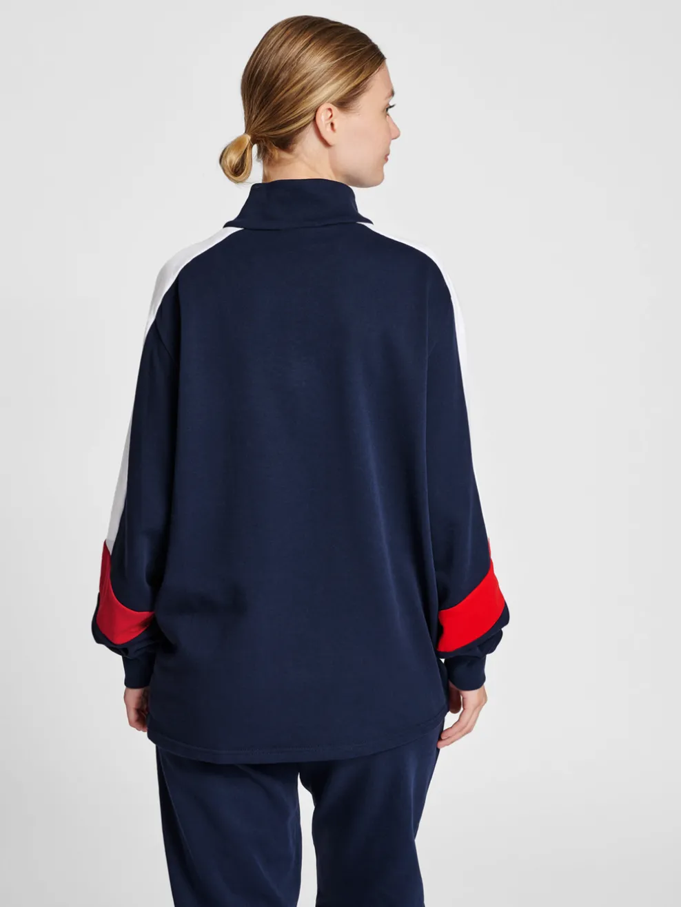 hmlIC CLAUDE HALF ZIP SWEATSHIRT