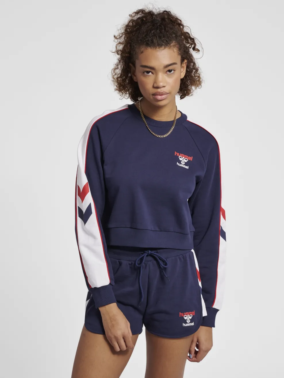 hmlIC DURBAN WOMAN CROP SWEATSHIRT
