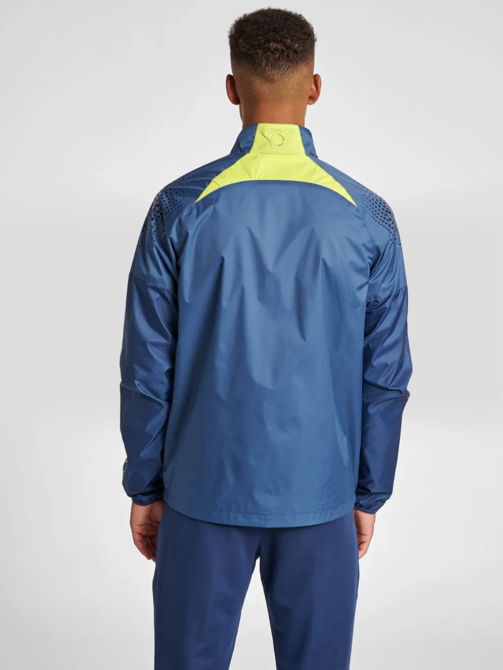 hmlLEAD PRO TRAINING JACKET