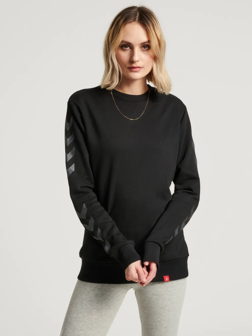 hmlLEGACY CHEVRON SWEATSHIRT