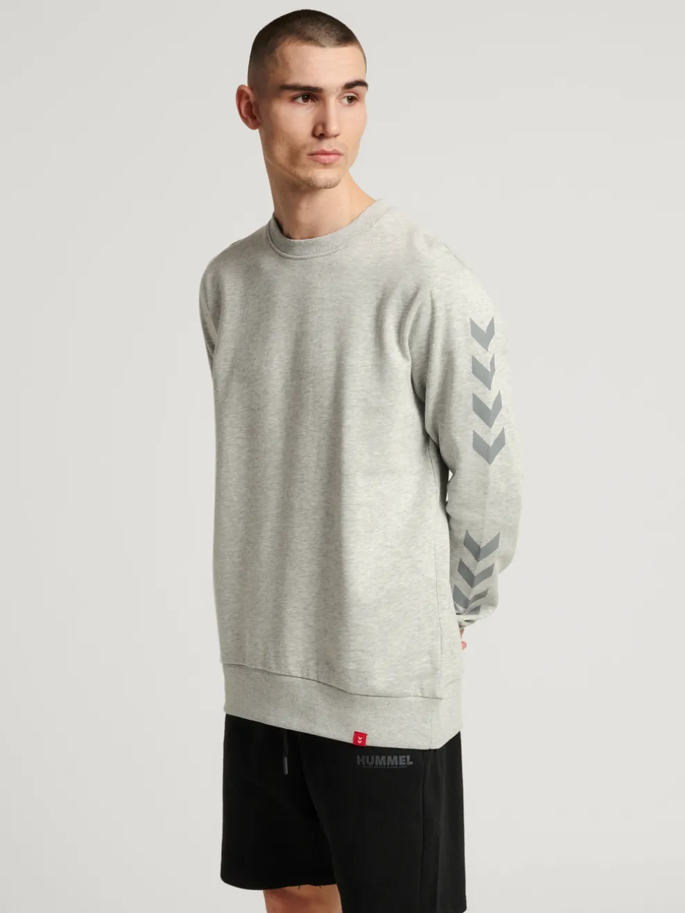 hmlLEGACY CHEVRON SWEATSHIRT
