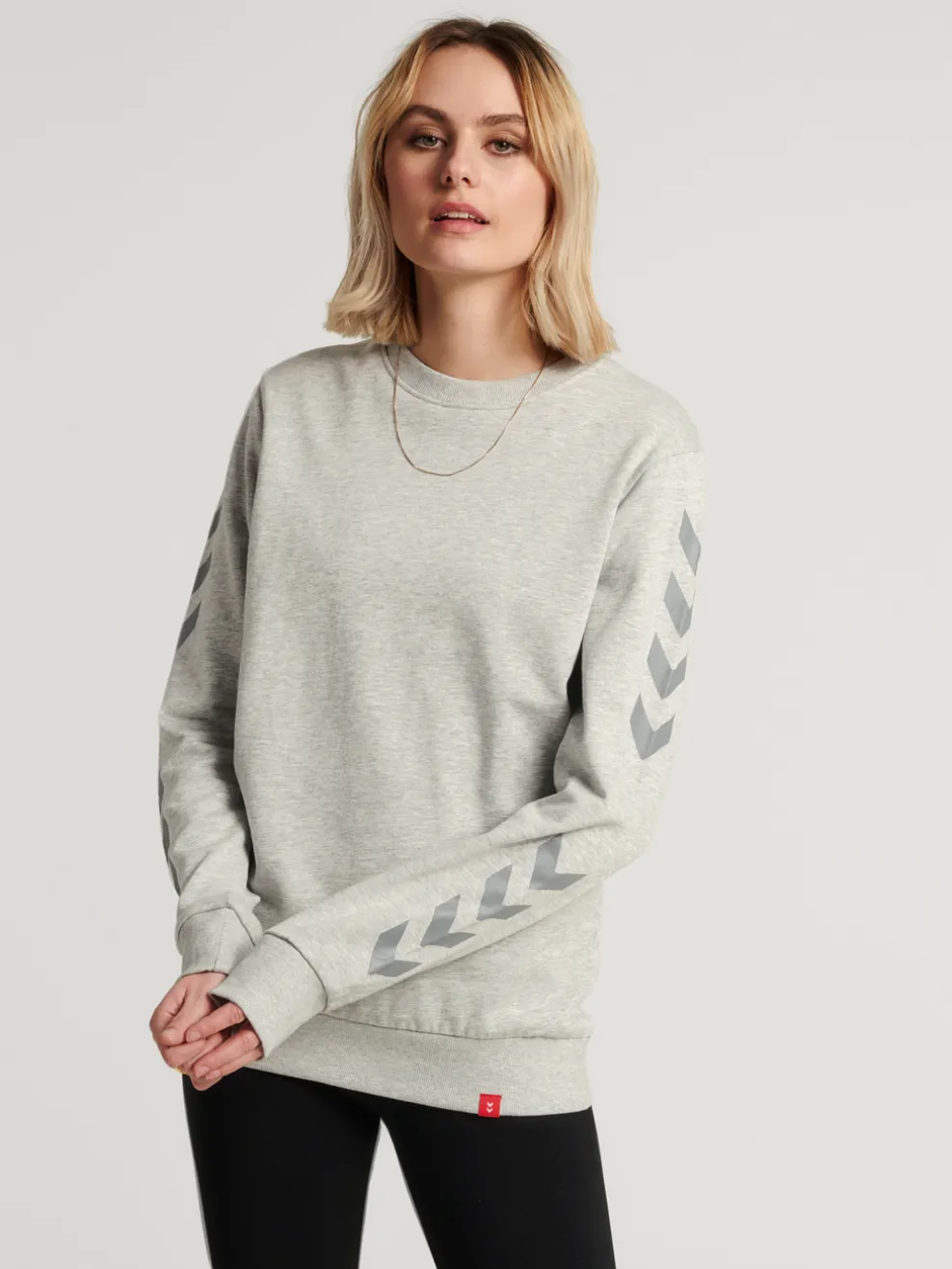 hmlLEGACY CHEVRON SWEATSHIRT
