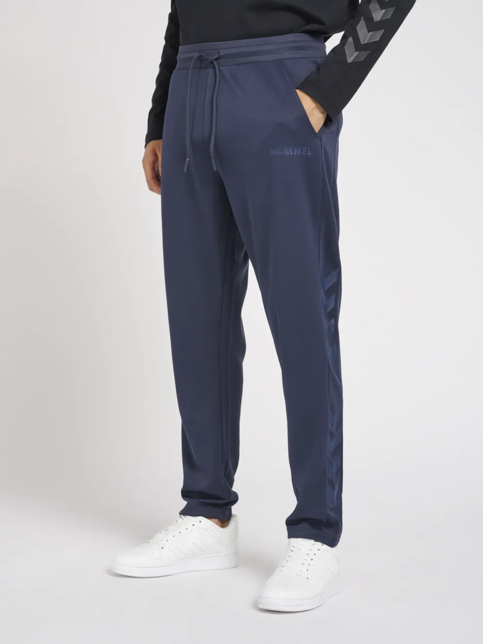 hmlLEGACY POLY TAPERED PANTS