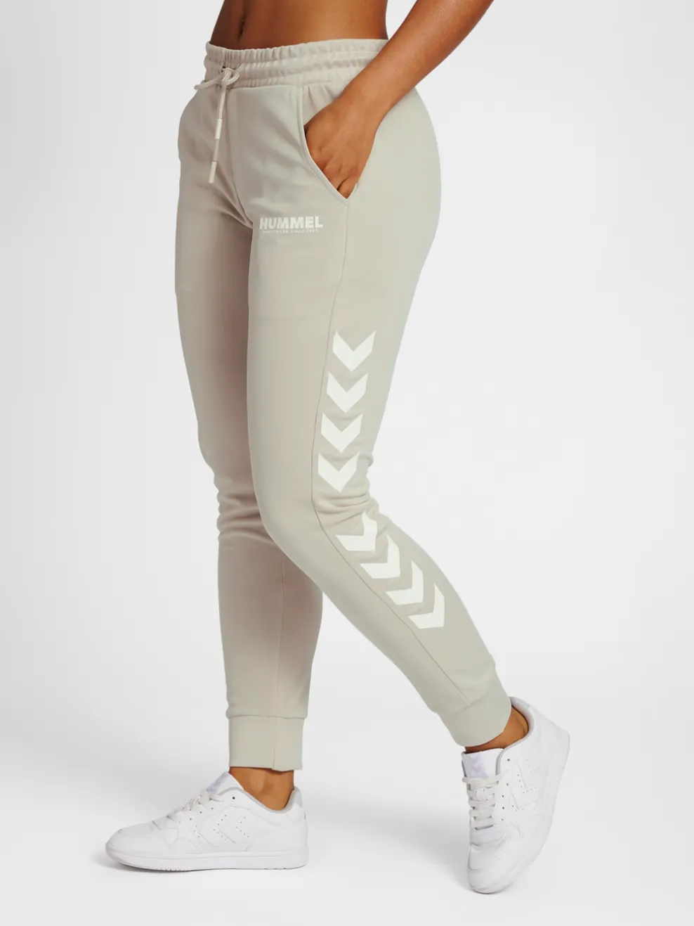 hmlLEGACY POLY WOMAN REGULAR PANTS