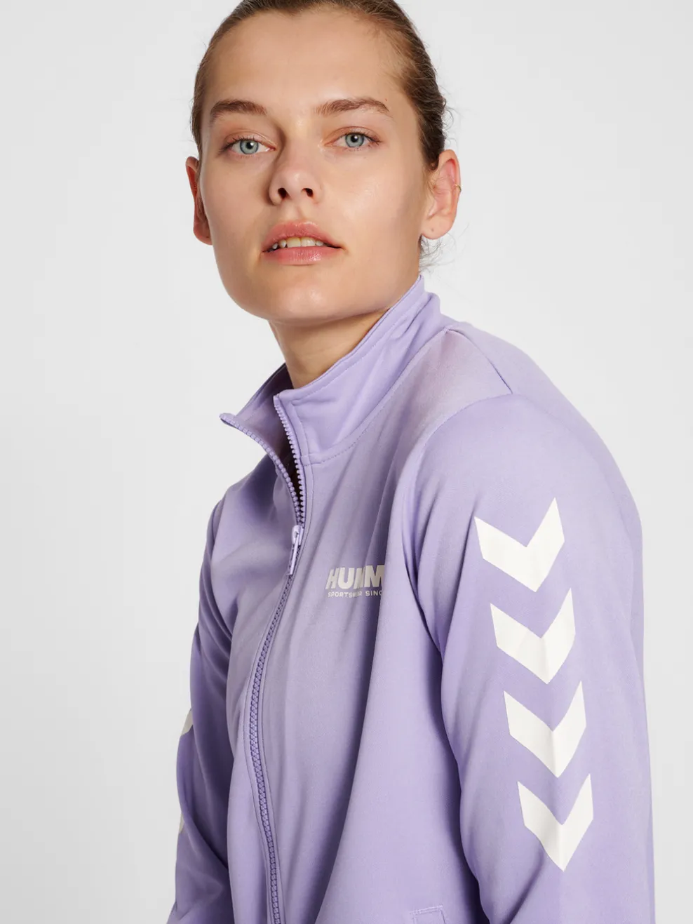 hmlLEGACY POLY WOMAN ZIP JACKET