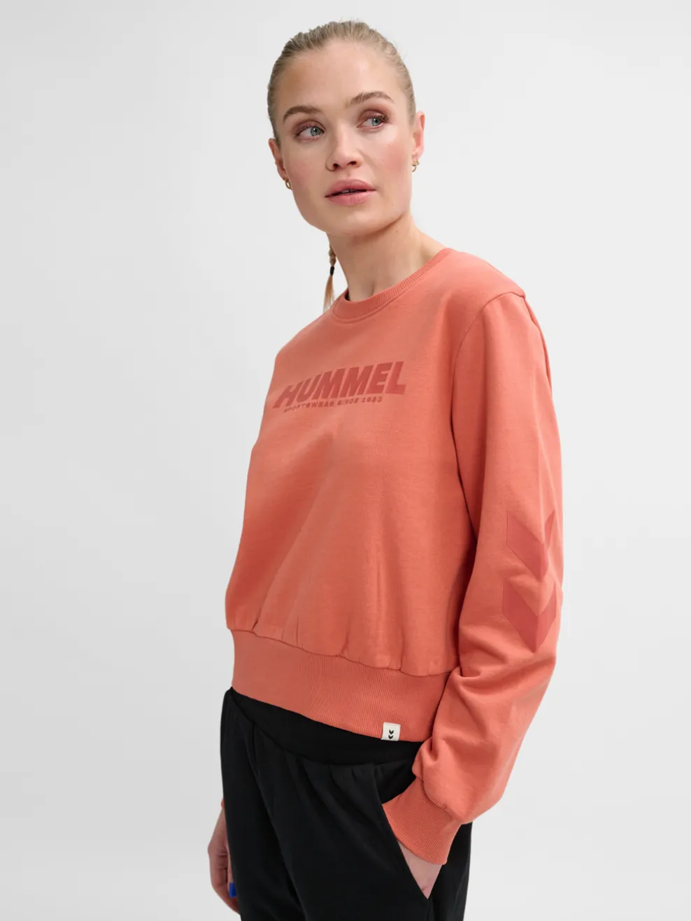 hmlLEGACY WOMAN SWEATSHIRT