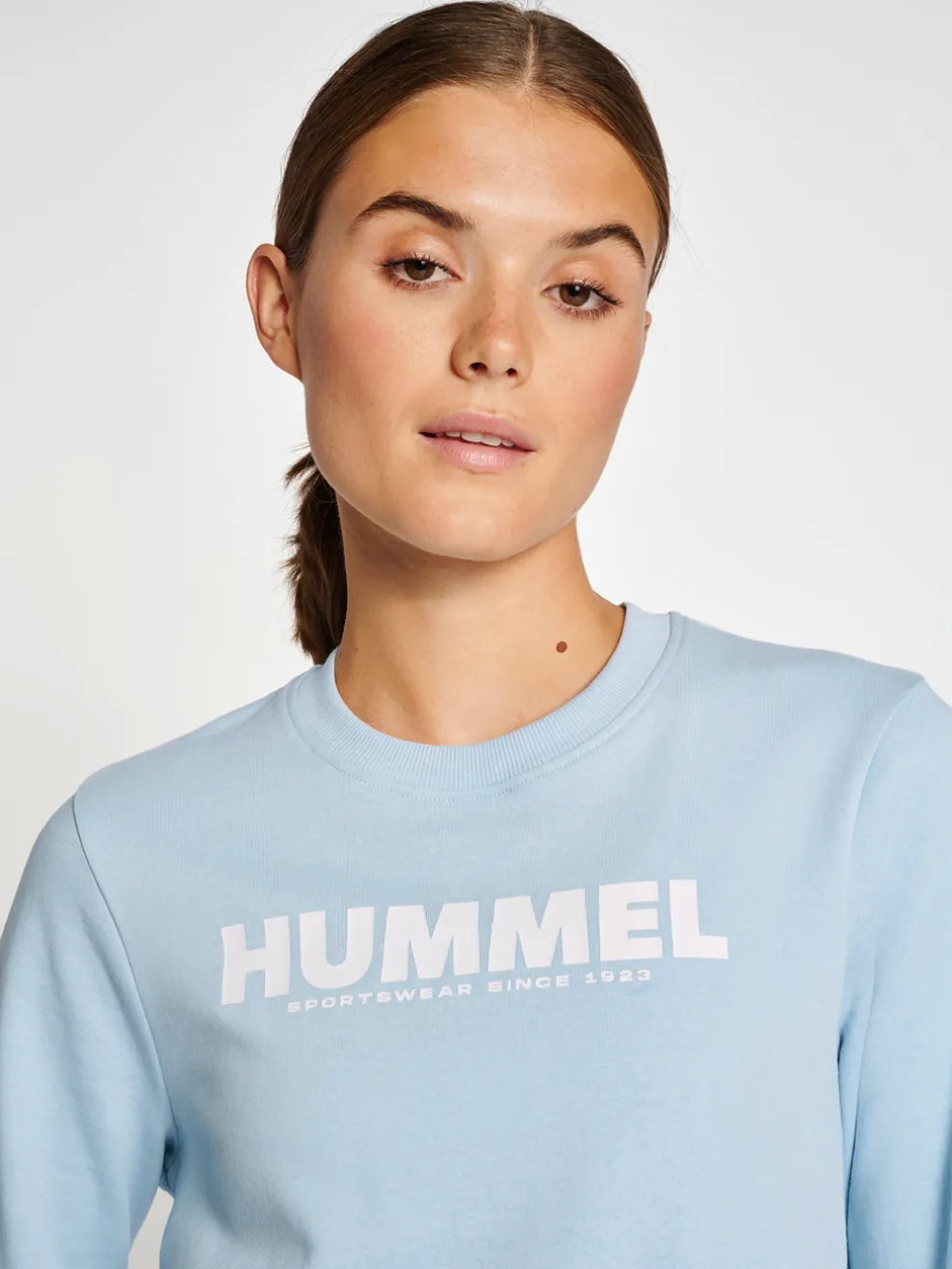 hmlLEGACY WOMAN SWEATSHIRT