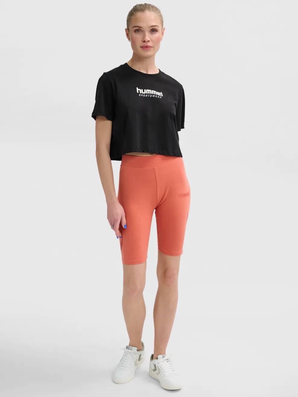 hmlLEGACY WOMAN TIGHT SHORTS