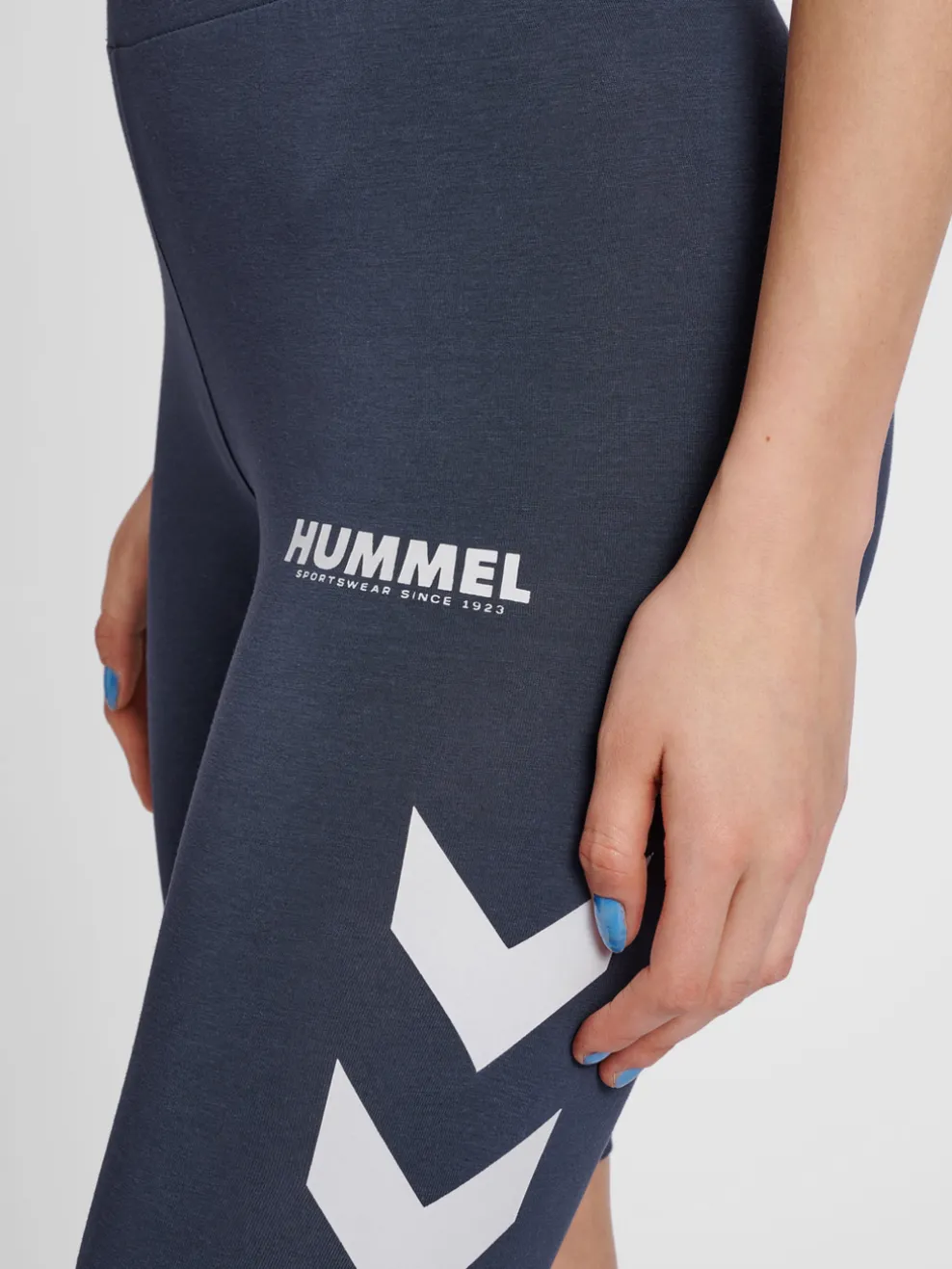 hmlLEGACY WOMAN TIGHT SHORTS