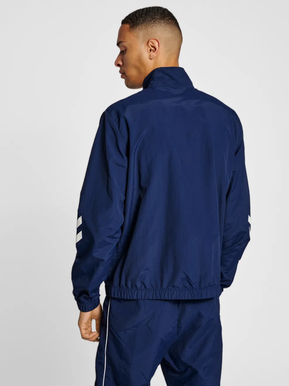 hmlLGC CELAB WOV ZIP JACKET