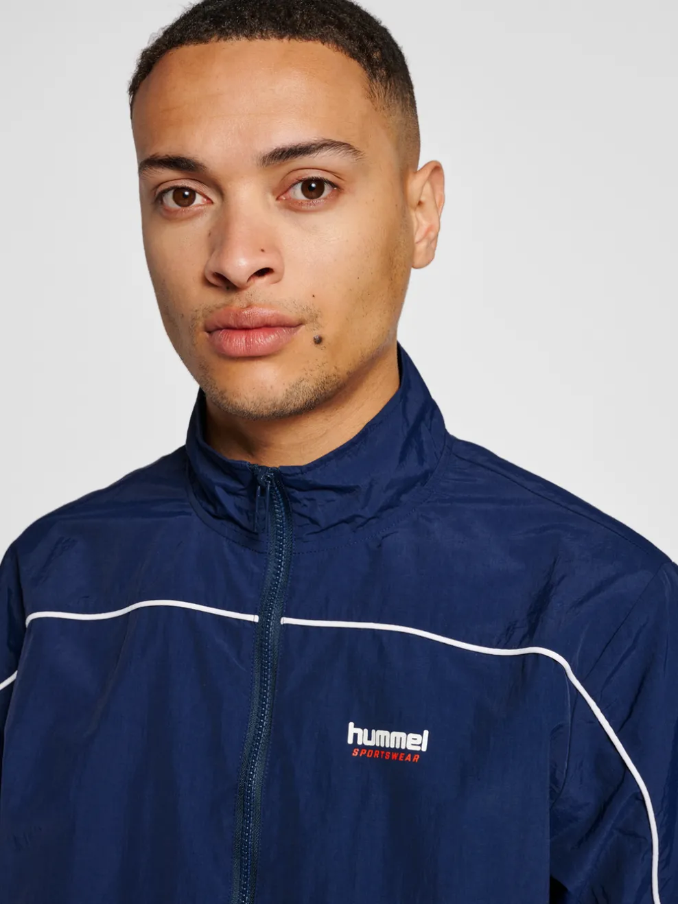 hmlLGC CELAB WOV ZIP JACKET